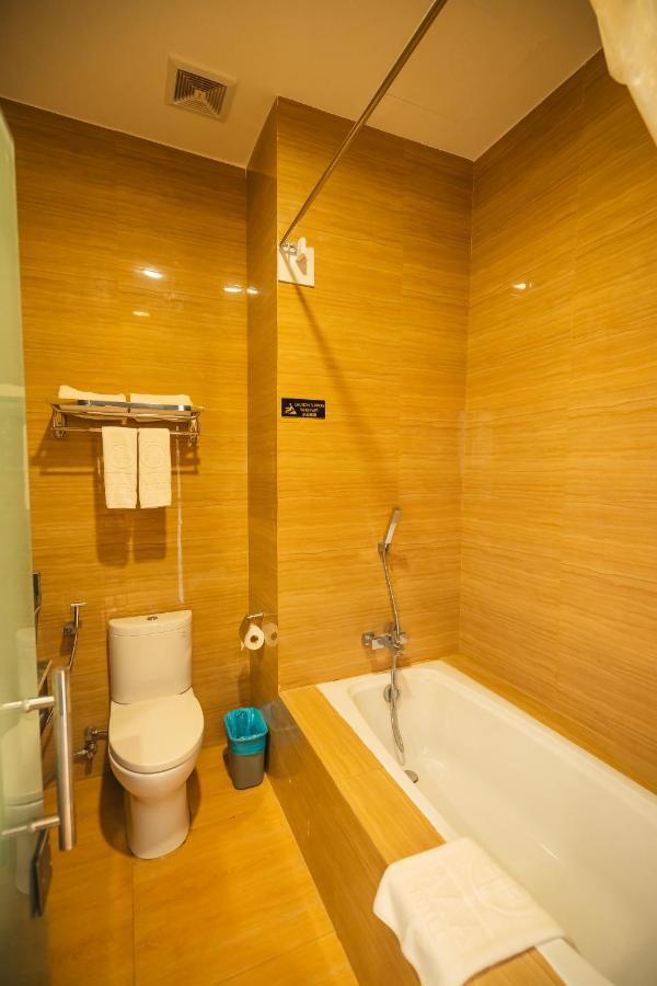 Sanchaung Hotel