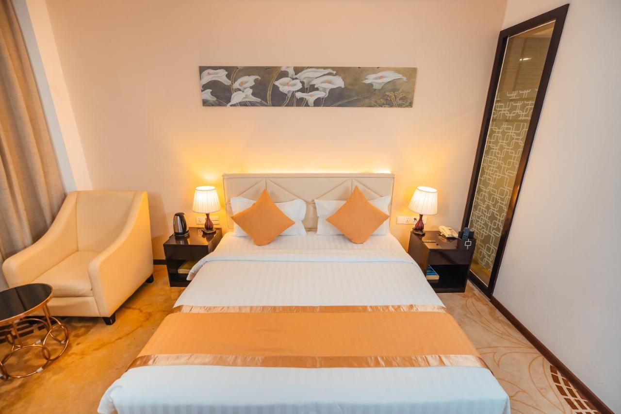 Hotel Sanchaung 3*