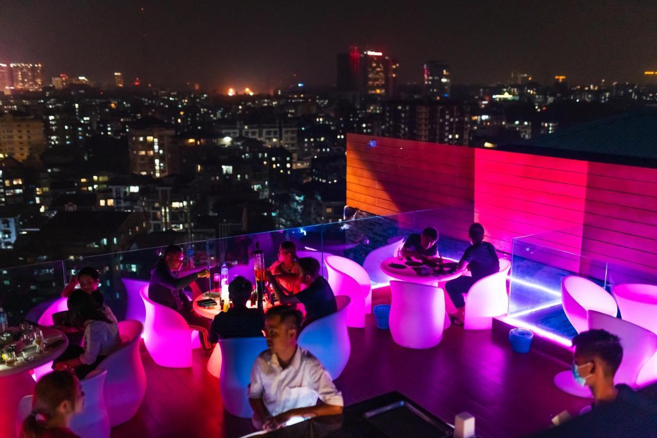 Hotel Sanchaung 3*