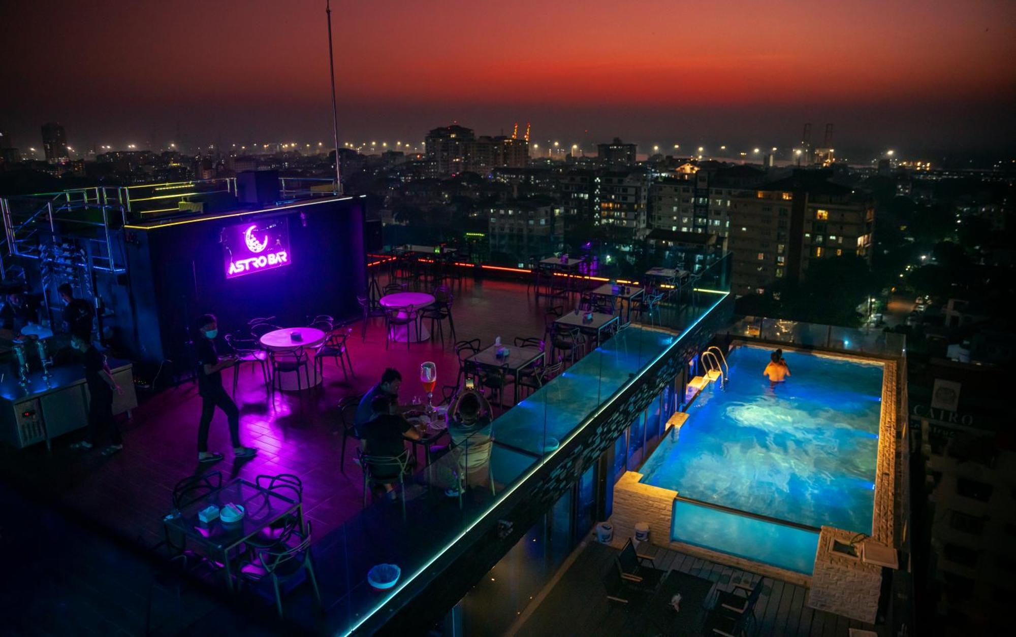 Sanchaung Hotel Yangon