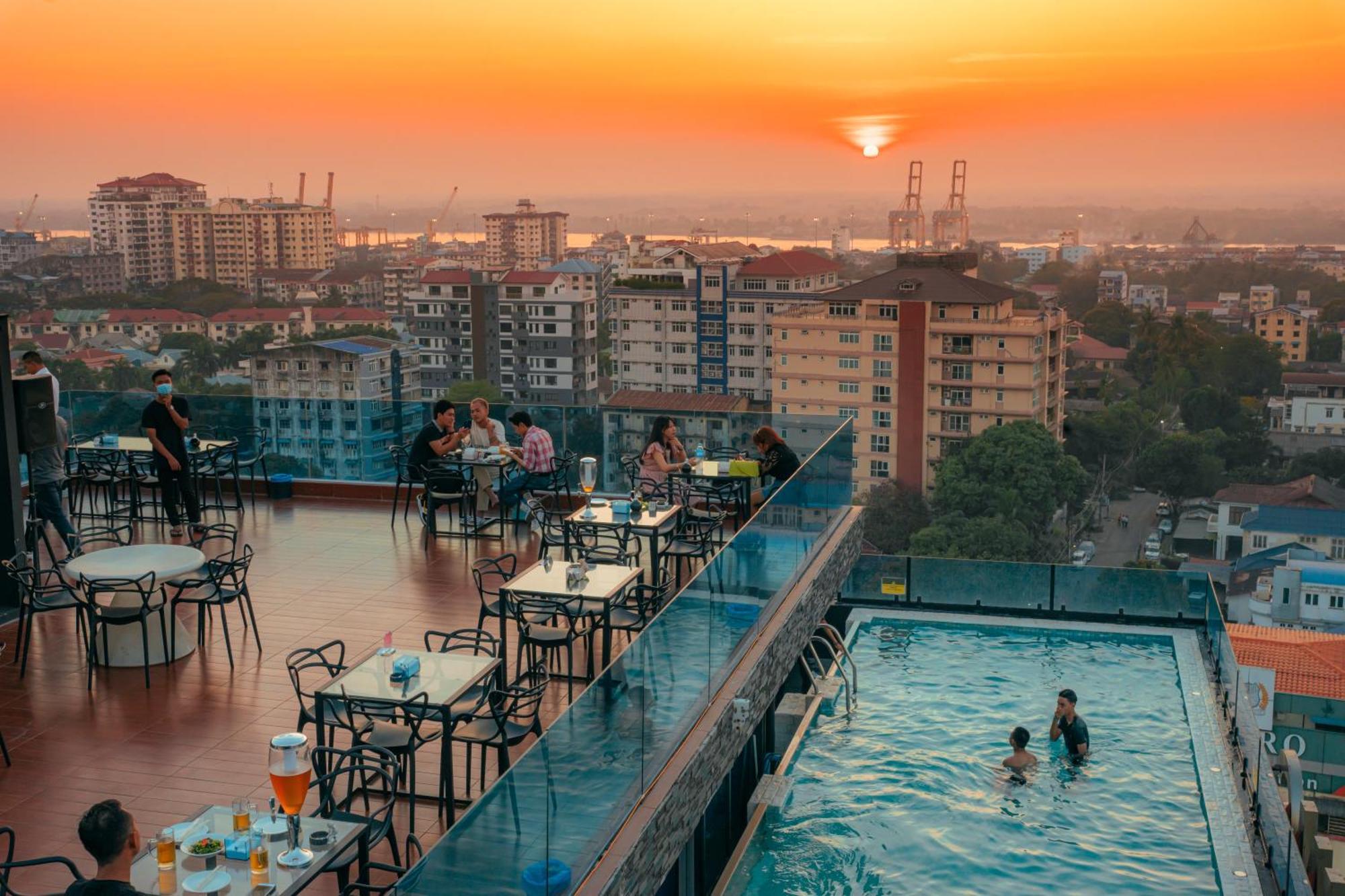 Hotel Sanchaung