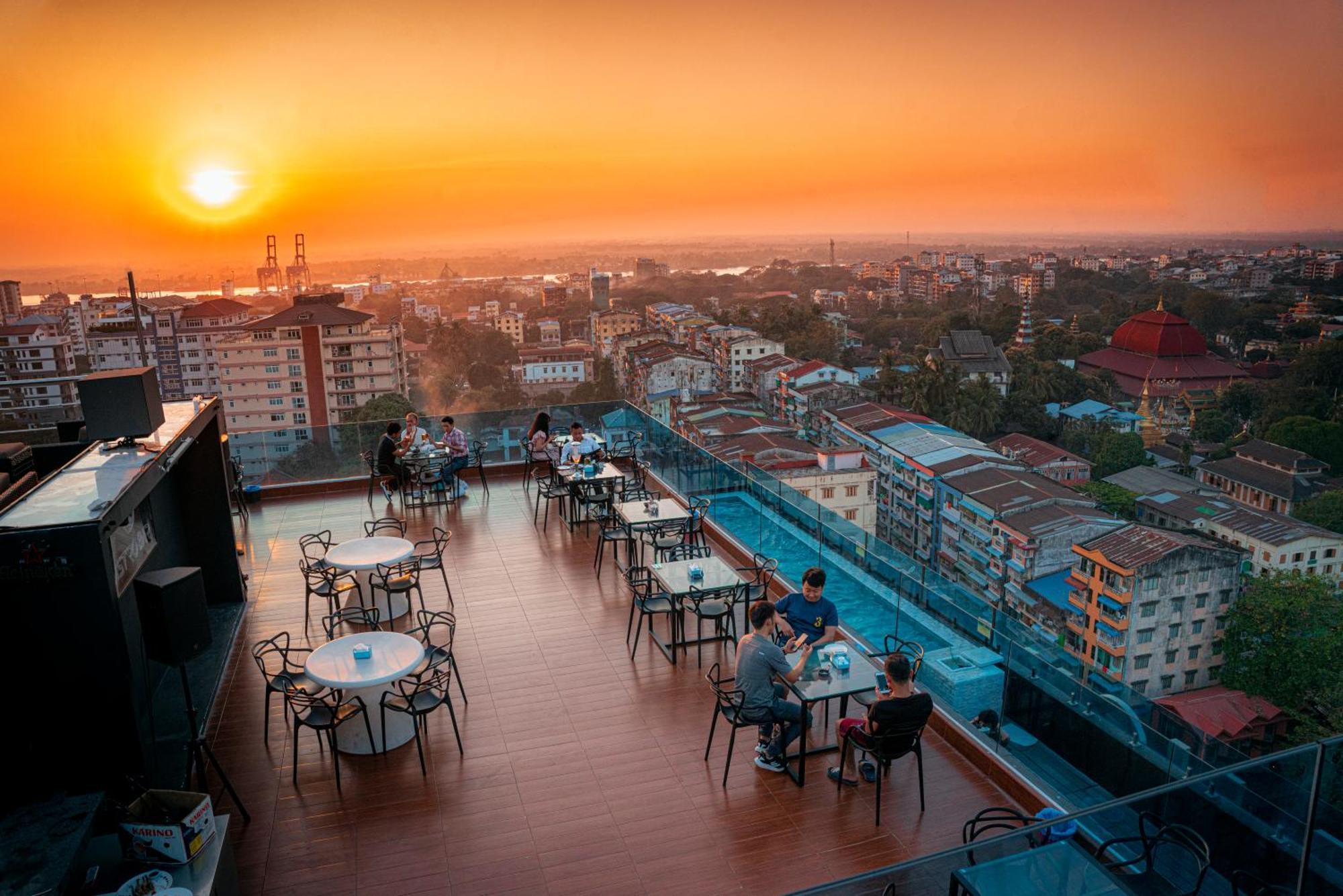 Hotel Sanchaung