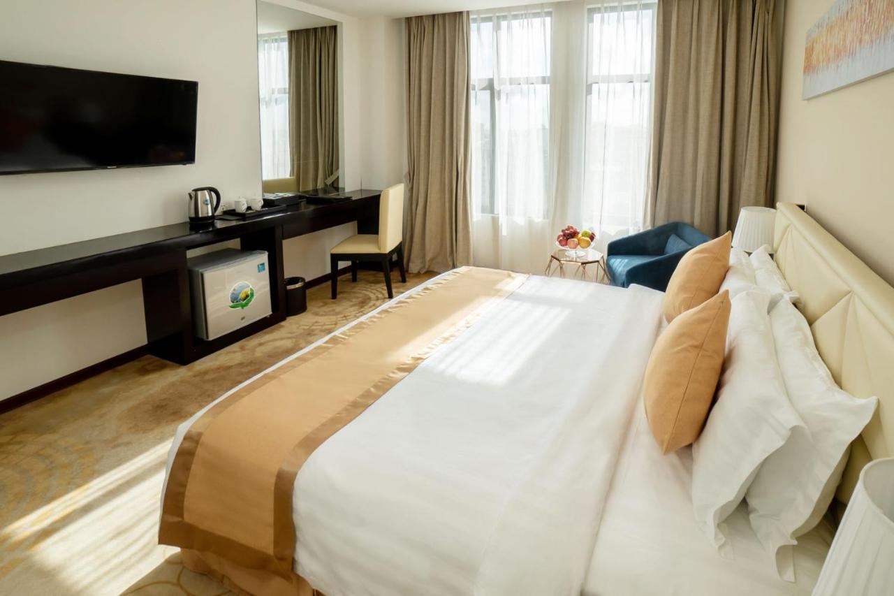 Sanchaung Hotel 3*