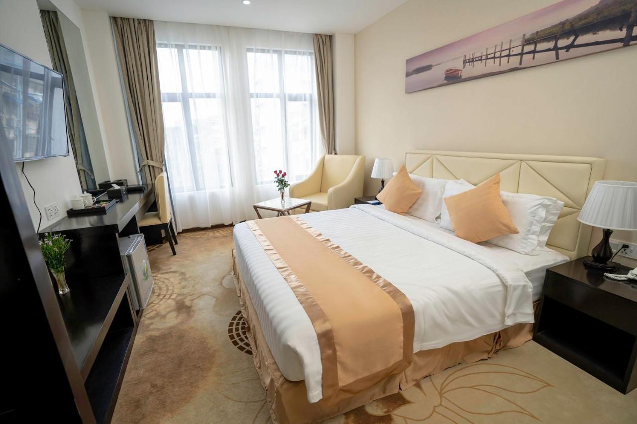 Sanchaung 3* Yangon