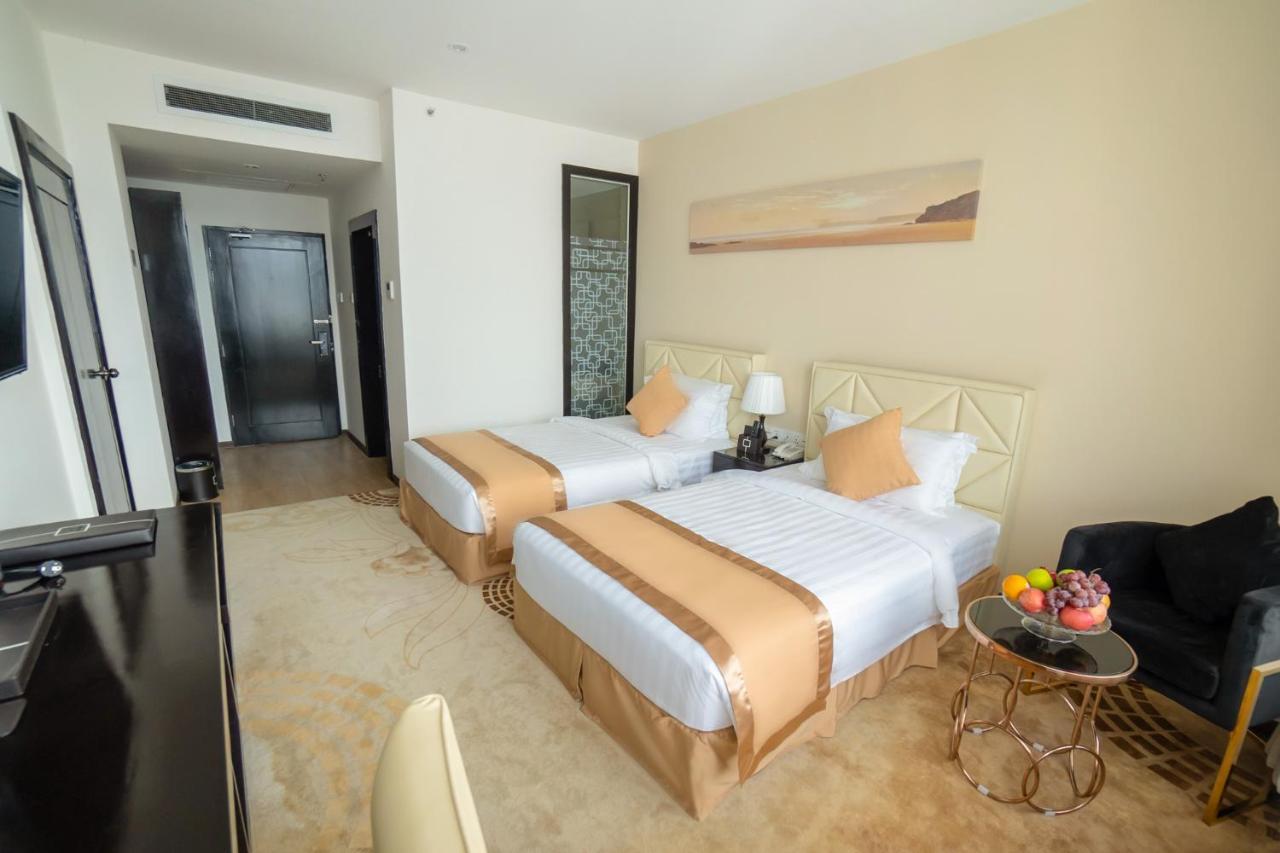 Sanchaung Hotel